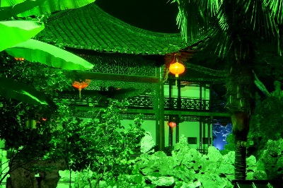 How the He yuan garden, elements are integrated and blended into Yangzhou's landscapes.