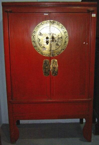 Traditional wedding cabinet